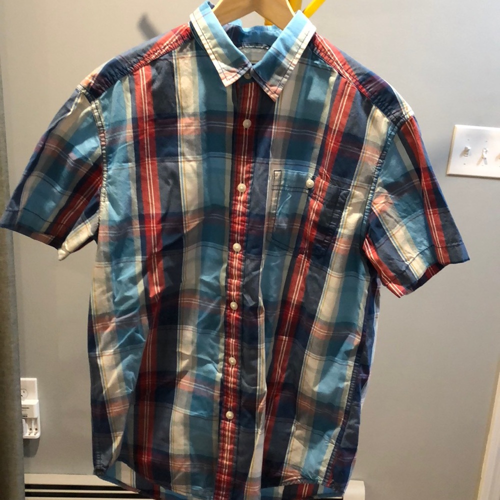 Plaid short sleeve shirt